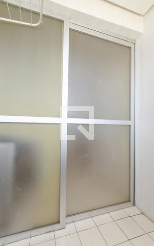 Apartamento para alugar com 60m², 2 quartos e 1 vaga Apartamento para alugar com 60m², 2 quartos e 1 vagaÁrea de Serviço