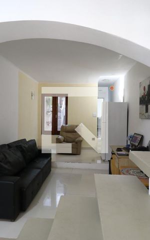 Casa para alugar com 120m², 2 quartos e 1 vagaSala