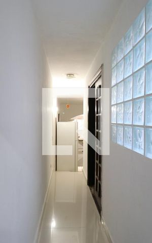 Casa para alugar com 120m², 2 quartos e 1 vagaCorredor