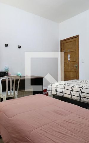 Casa para alugar com 120m², 2 quartos e 1 vagaQuarto 1
