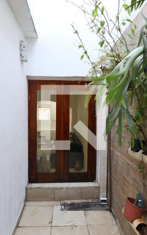 Casa para alugar com 120m², 2 quartos e 1 vagaDetalhe da area de serviço