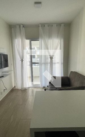 Apartamento para alugar com 31m², 1 quarto e 1 vaga Apartamento para alugar com 31m², 1 quarto e 1 vagaSala