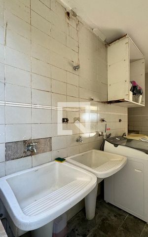 Casa de condomínio à venda com 350m², 4 quartos e 5 vagasÁrea de Serviço