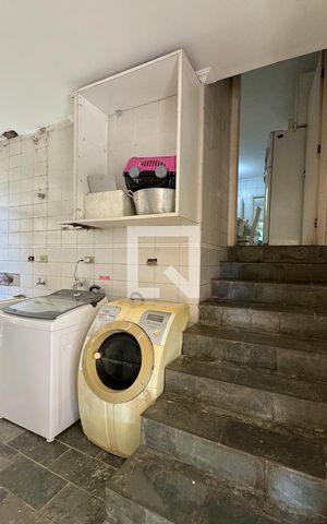 Casa de condomínio à venda com 350m², 4 quartos e 5 vagasÁrea de Serviço