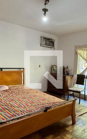 Casa de condomínio à venda com 350m², 4 quartos e 5 vagasSuíte 1