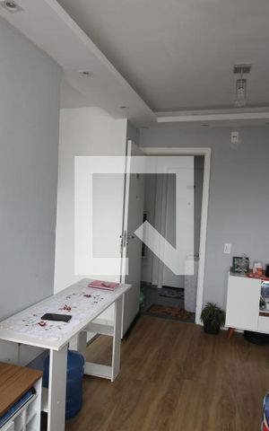 Apartamento para alugar com 45m², 2 quartos e 1 vagaSala
