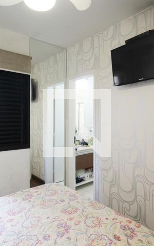 Apartamento à venda com 58m², 2 quartos e 1 vaga Apartamento à venda com 58m², 2 quartos e 1 vagaSuíte