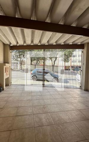 Casa à venda com 100m², 3 quartos e 2 vagasGaragem