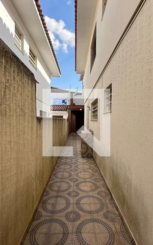Casa à venda com 100m², 3 quartos e 2 vagasÁrea externa