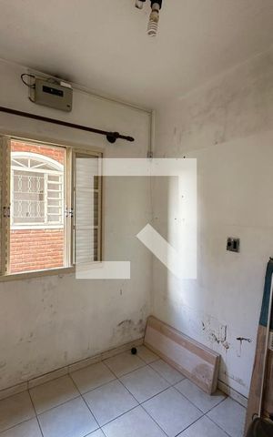 Casa à venda com 100m², 3 quartos e 2 vagasQuarto de Serviço