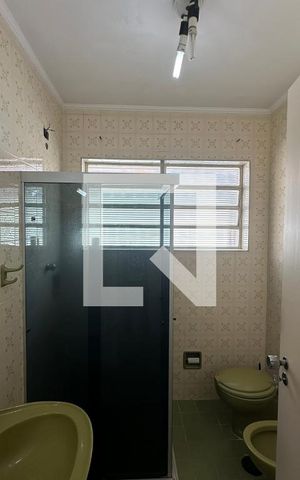 Casa à venda com 100m², 3 quartos e 2 vagasBanheiro da Suíte