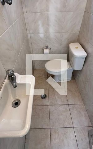 Casa à venda com 100m², 3 quartos e 2 vagasBanheiro de serviço