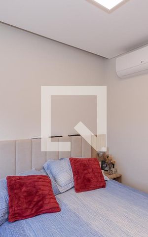Apartamento à venda com 172m², 2 quartos e 3 vagas Apartamento à venda com 172m², 2 quartos e 3 vagasSuíte