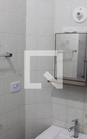 Casa para alugar com 70m², 2 quartos e 1 vagaBanheiro Social
