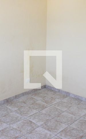 Casa para alugar com 70m², 2 quartos e 1 vagaQuarto