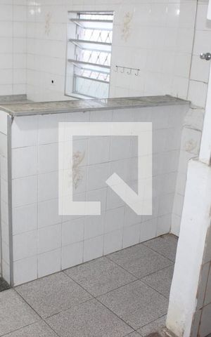 Casa para alugar com 70m², 2 quartos e 1 vagaCozinha