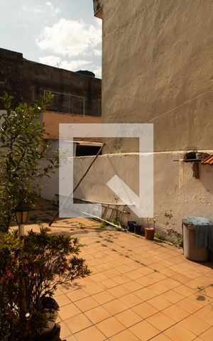 Casa à venda com 120m², 2 quartos e 1 vaga Casa à venda com 120m², 2 quartos e 1 vagaQuintal