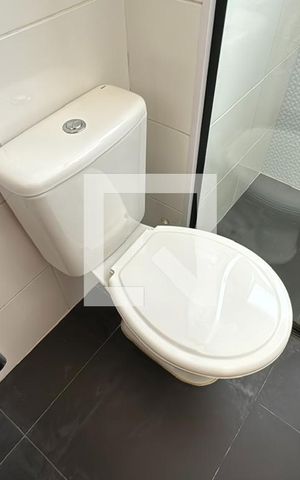 Apartamento para alugar com 40m², 2 quartos e 1 vaga Apartamento para alugar com 40m², 2 quartos e 1 vagaBanheiro