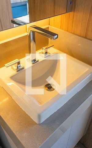 Studio à venda com 22m², 1 quarto e sem vaga Studio à venda com 22m², 1 quarto e sem vagaBanheiro