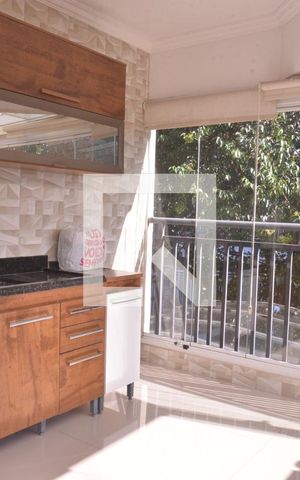 Apartamento à venda com 80m², 2 quartos e 2 vagasÁrea de Serviço