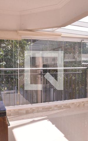 Apartamento à venda com 80m², 2 quartos e 2 vagasÁrea de Serviço