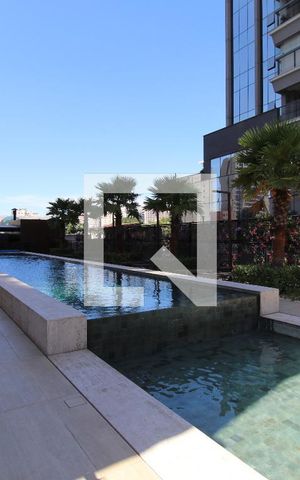 Apartamento à venda com 149m², 3 quartos e 2 vagasÁrea Comum - Piscina