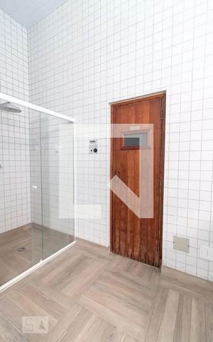Apartamento à venda com 198m², 3 quartos e 3 vagas Apartamento à venda com 198m², 3 quartos e 3 vagasÁrea comum