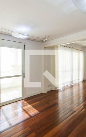 Apartamento à venda com 198m², 3 quartos e 3 vagas Apartamento à venda com 198m², 3 quartos e 3 vagasQuarto 1