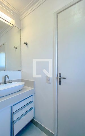 Apartamento para alugar com 77m², 3 quartos e 2 vagasBanheiro da Suíte
