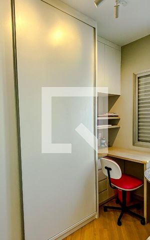 Apartamento para alugar com 77m², 3 quartos e 2 vagasQuarto 2