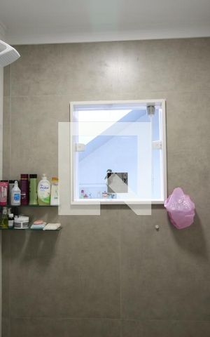Casa à venda com 90m², 2 quartos e 3 vagasBanheiro da Suíte