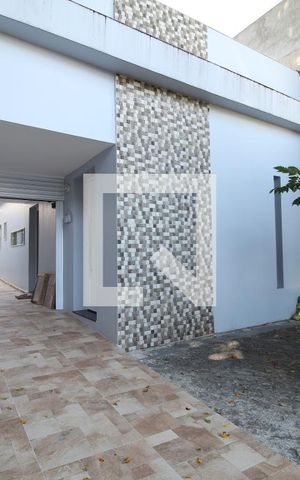 Casa à venda com 90m², 2 quartos e 3 vagasÁrea Externa