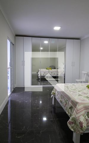 Casa à venda com 90m², 2 quartos e 3 vagasQuarto Suíte