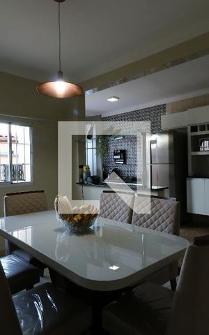 Casa à venda com 224m², 3 quartos e 4 vagasCozinha / Copa