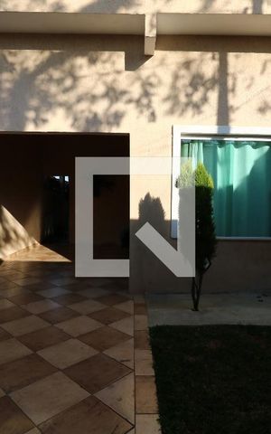 Casa à venda com 224m², 3 quartos e 4 vagasGaragem