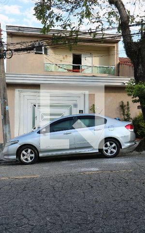 Casa à venda com 224m², 3 quartos e 4 vagasFachada