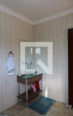 Casa à venda com 224m², 3 quartos e 4 vagasBanheiro da Suíte