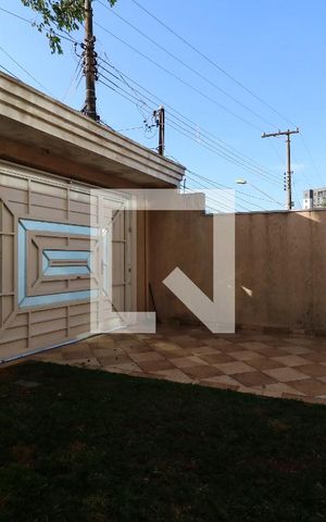 Casa à venda com 224m², 3 quartos e 4 vagasGaragem