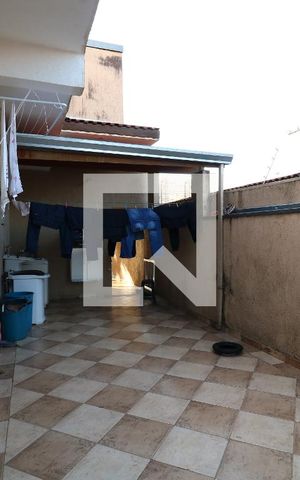 Casa à venda com 224m², 3 quartos e 4 vagasÁrea de Serviço