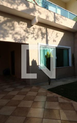 Casa à venda com 224m², 3 quartos e 4 vagasGaragem