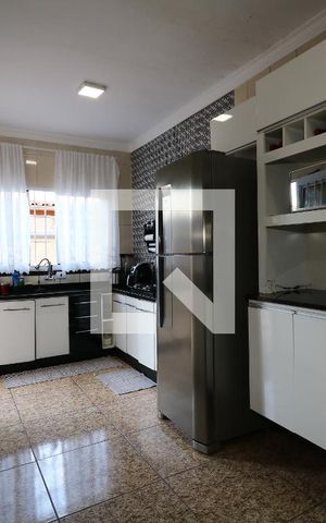 Casa à venda com 224m², 3 quartos e 4 vagasCozinha