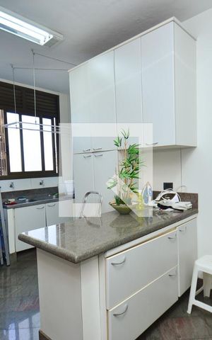 Apartamento à venda com 305m², 4 quartos e 4 vagasArea de serviço