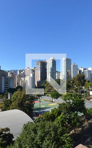 Apartamento à venda com 305m², 4 quartos e 4 vagasVista