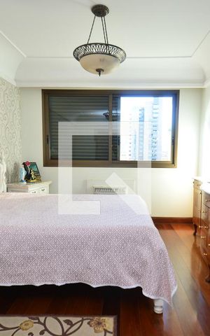 Apartamento à venda com 305m², 4 quartos e 4 vagasSuite Master