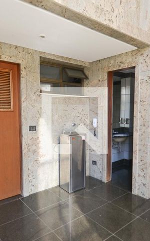 Apartamento à venda com 305m², 4 quartos e 4 vagasBanheiros