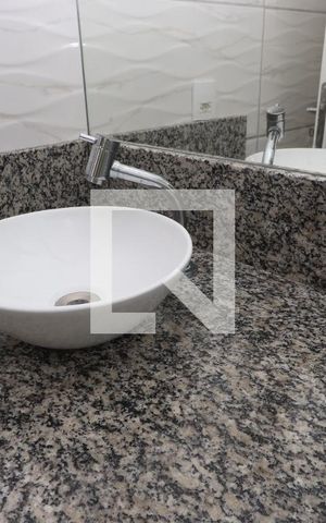Apartamento à venda com 41m², 2 quartos e sem vagaBanheiro