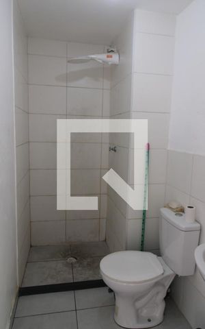 Apartamento para alugar com 38m², 2 quartos e sem vagaBanheiro