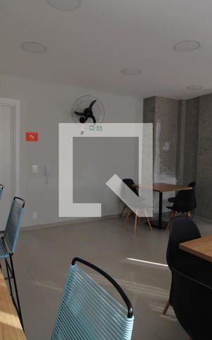 Apartamento para alugar com 38m², 2 quartos e sem vagaÁrea comum