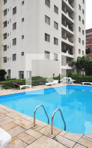 Apartamento à venda com 110m², 2 quartos e 2 vagasPiscina
