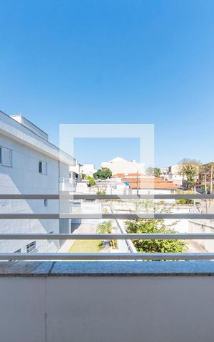Casa de condomínio à venda com 140m², 2 quartos e 2 vagas Casa de condomínio à venda com 140m², 2 quartos e 2 vagasVaranda do Quarto 1